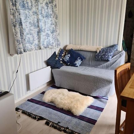 Foertjusande Gaesthus Med Parkering Fjällbacka エクステリア 写真