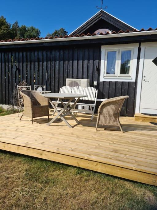 Foertjusande Gaesthus Med Parkering Fjällbacka エクステリア 写真